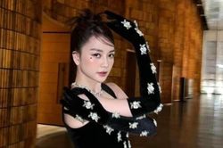 Thiều Bảo Trang: 'Đã không thuộc về mình, chờ mong cũng chỉ nhận lại sự lặng thinh'