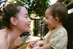 Không còn hát một mình nữa, bé Lisa nay đã có màn song ca 'đỉnh chóp' cùng Hồ Ngọc Hà