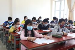 Hơn 800 học sinh tham gia Hội thi English in your life năm 2022