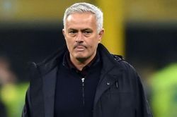 Inter cản đường đi Champions League của thầy trò Mourinho