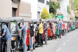 Sri Lanka vật lộn với khủng hoảng nợ