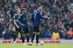 MU loạn phòng thay đồ, Erik ten Hag đến ngay thì tốt