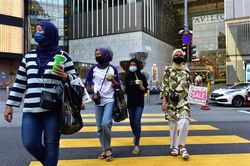 Malaysia có hơn 5.000 ca nhiễm mới, Thượng Hải thêm nhiều ca tử vong
