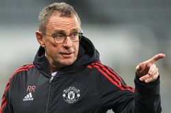MU và bài giảng lỗi của Ralf Rangnick
