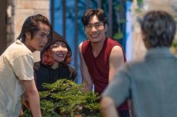 Phim 'Nghề siêu dễ': Nếu hơi khó tính, thì đừng xem!