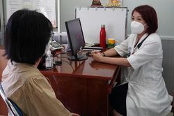 Nhiễm độc kim loại nặng do uống thuốc Nam chữa viêm cột sống dính khớp