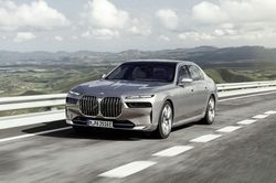 Đánh giá xe điện BMW i7 2023 - phiên bản đắt nhất của dòng 7-Series