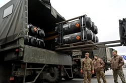 Nga yêu cầu Mỹ ngừng viện trợ vũ khí cho Ukraine