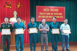 Đạ Tẻh: Tổng kết công tác tuyển chọn, gọi công dân nhập ngũ năm 2022