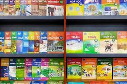 SGK mới lớp 3, lớp 7 và lớp 10 giá bao nhiêu tiền một bộ?