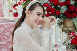 Hồ Bích Trâm tiếp tục dời ngày cưới