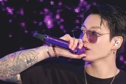 Bồi hồi Jungkook BTS được là chính mình ở Sowoozoo trước
