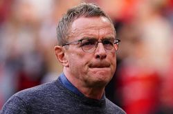 Rangnick xác nhận MU chỉ còn 14 cầu thủ lành lặn để đấu Chelsea