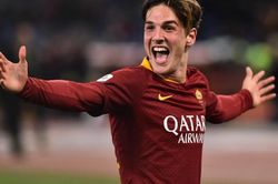Hết cửa chiêu mộ sao Barca, Man United chuyển hướng sang Nicolo Zaniolo