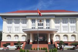 Ký loạt sổ đỏ từ hồ sơ giả, cựu phó chủ tịch huyện bị khởi tố