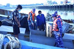 Bà Rịa-Vũng Tàu: Phát hiện tàu chở 150.000 lít dầu DO không rõ nguồn