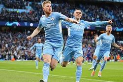 Bàn thắng ở giây 94 của De Bruyne đi vào lịch sử Champions League
