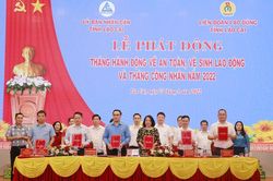 Phát động 'Tháng hành động về an toàn vệ sinh lao động' và 'Tháng công nhân' năm 2022