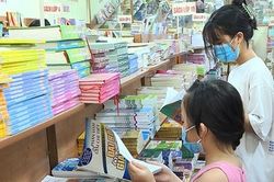 Giá SGK theo chương trình mới cao gấp đôi so với chương trình hiện hành
