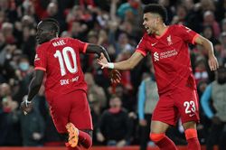 Đánh bại Villarreal, Liverpool đặt một chân vào chung kết Champions League