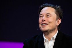 Elon Musk bán 4 tỷ USD cổ phiếu Tesla