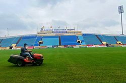 Nam Định cho người dân vào xem thi đấu bóng đá miễn phí