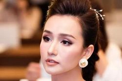 'Choáng' với biệt thự xa hoa gần 50 tỷ đồng của nữ chính 'Chồng cũ, vợ cũ, người yêu cũ'