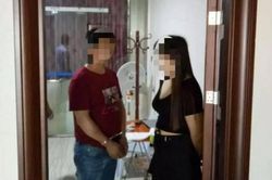 Trốn nhà đi tìm 'của lạ', chồng bẽ bàng gặp vợ chốn buôn hương