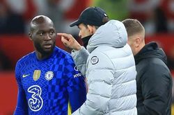 Ví MU với 'rác rưởi', Lukaku bị la ó khi trở lại Old Trafford