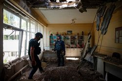 Kharkiv trúng pháo kích