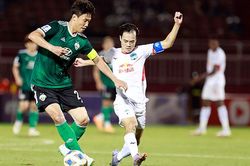 Tiền đạo Văn Toàn: 'HAGL đang chơi kém'