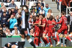 Liverpool 1-0 Newcastle: Liverpool tạm chiếm ngôi đầu của Man City