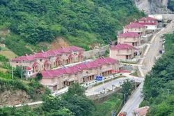 Làng vùng núi đổi đời, dân ở biệt thự, nhìn không nhận ra sau 30 năm