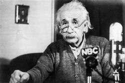 Vì sao Einstein không tham gia dự án chế tạo bom nguyên tử của Mỹ?
