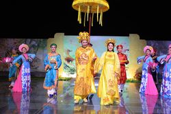 Ấn tượng với không gian đêm Hoàng thành Thăng Long