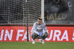 Bóng đá Ý: Khúc ngoặt kinh khủng của cuộc đua Scudetto