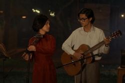 Thời thanh xuân rực rỡ của cố nhạc sĩ Trịnh Công Sơn được hé lộ trong 'Em và Trịnh'
