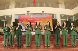 Chương trình văn nghệ Non sông liền một dải