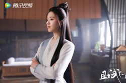 Thả Thí Thiên Hạ: Triệu Lộ Tư tự luyến bản thân thế này bảo sao dân tình không ghét
