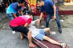 Chính trị - Xã hội Pháp luật - Cuộc sống Rời khỏi hiện trường, bỏ mặc nạn nhân sau khi gây tai nạn giao thông