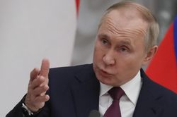 Ông Putin giục phương Tây ngừng chuyển vũ khí cho Ukraine