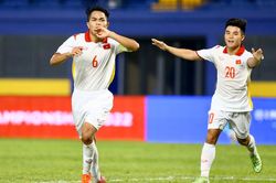 Phạm Văn Hữu: 'Chân đất' trở thành tuyển thủ quốc gia