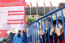 Nghĩ từ tấm vé xem bóng đá SEA Games