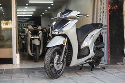 Giá bán thực tế của Honda SH 350i vẫn cao hơn mức đề xuất