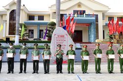 Công an Gia Lai khen thưởng 20 tập thể, cá nhân trong công tác đấu tranh phòng-chống tội phạm