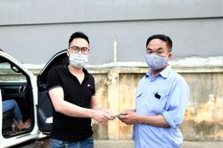 Bảo vệ Bệnh viện Đa khoa Hưng Thịnh nhặt được 50 triệu đồng trả lại người đánh mất