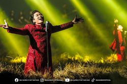 Ca sĩ Tùng Dương với ca khúc SEA Games 31: Hãy tỏa sáng theo phong cách của mình!