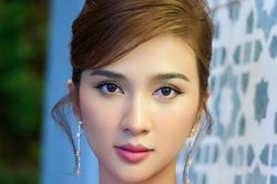 Đi tìm người đàn ông đã khiến nữ diễn viên xinh đẹp thừa nhận mình là 'người thứ ba'
