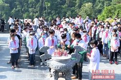 Ngoại khóa giáo dục truyền thống lịch sử