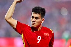 Tiến Linh mong có những chiến thắng giòn giã hơn tại SEA Games 31